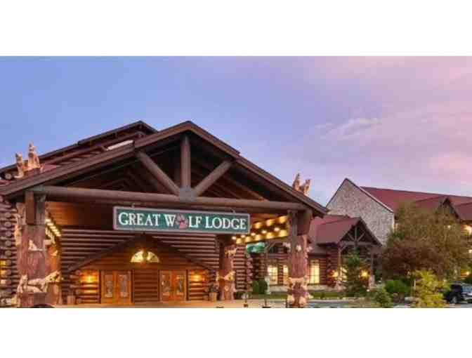 Great Wolf Lodge | 2 Nights + $350 Gift Card