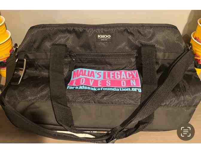 Cup Pong Set | Igloo Cooler Bag | Malia Limited Edition