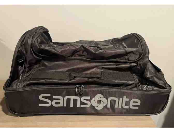 Samsonite Casual Wheeled Duffel