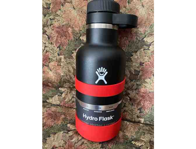 BLACK HYDRO FLASK GROWLER (64 OUNCES) WITH RED TRIM...AND LARGE BLACK LUNCHBOX