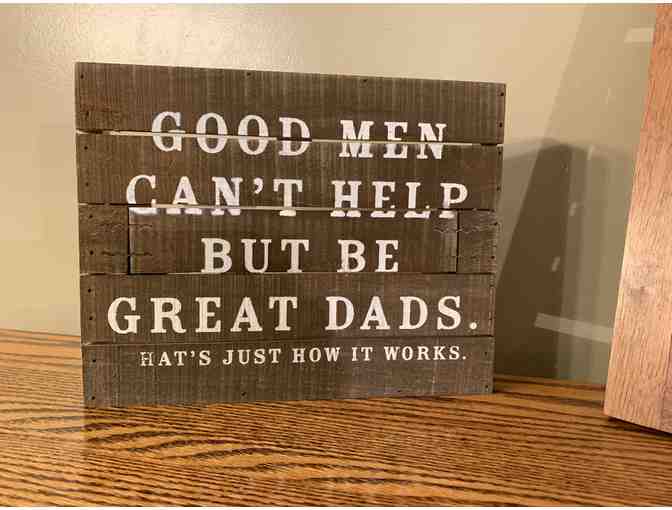 Wooden Frame and Dad Sign - Photo 2