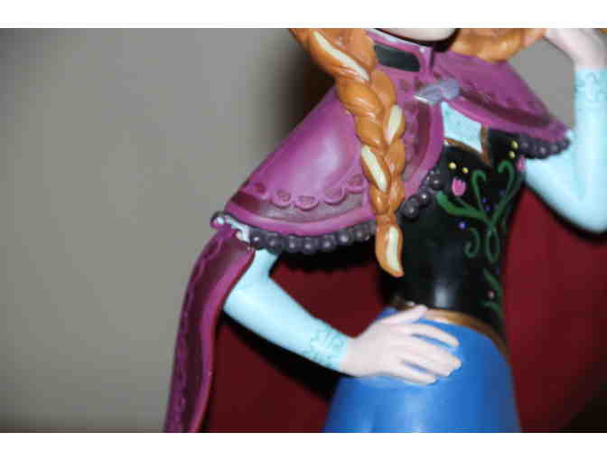 Anna and Elsa Enesco Figurines - Photo 3