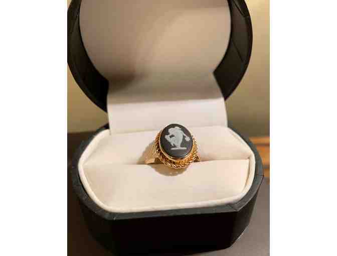 14K gold cameo ring