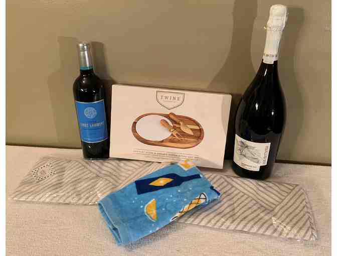 Wine and Prosecco package