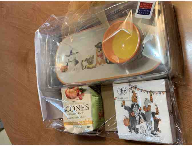 Gunston Hall - Fall Goodie Basket with 6 admission passes