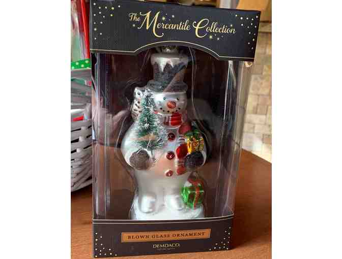 FOHA White Christmas Wine basket