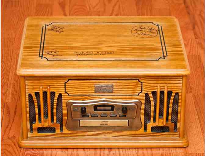 Garrison Keillor & Prairie Home Companion Cast Signed Vintage Style Radio