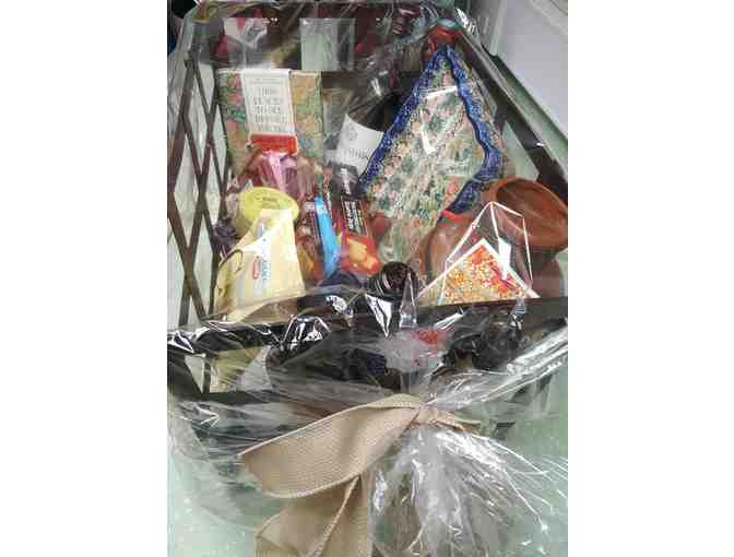 'From Around the World' Class Basket