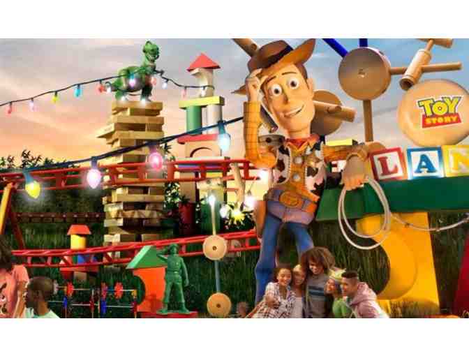 Walt Disney World Resort- Four, One-Day Park Hopper Passes