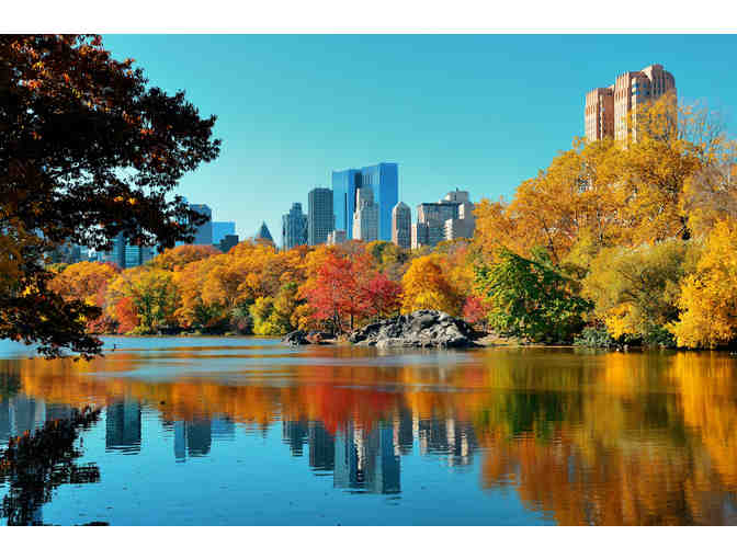 Macy's Thanksgiving Day Parade 2020 VIP Premier Indoor Viewing Location w/ Brkfast for Two