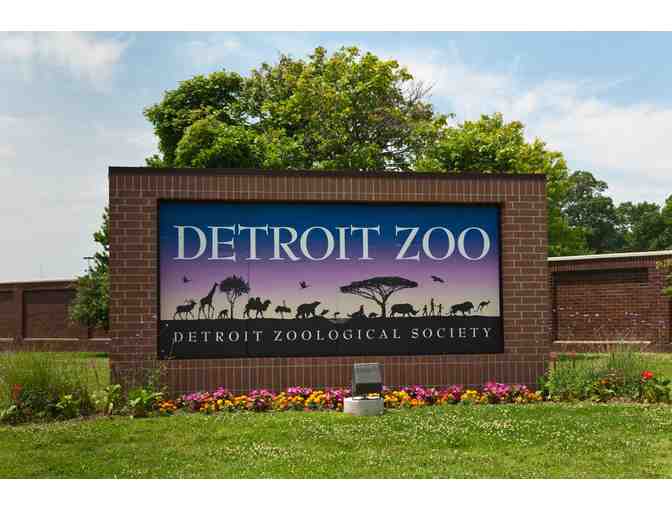 Lions, Tigers & Bears, Oh My! Detroit Zoo Family Four Pack