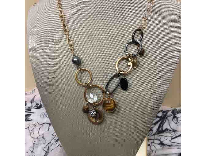 Metal Detailed Necklace & Matching Bracelet