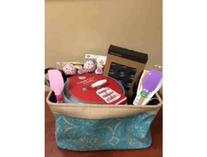 Cupcake Baking Basket