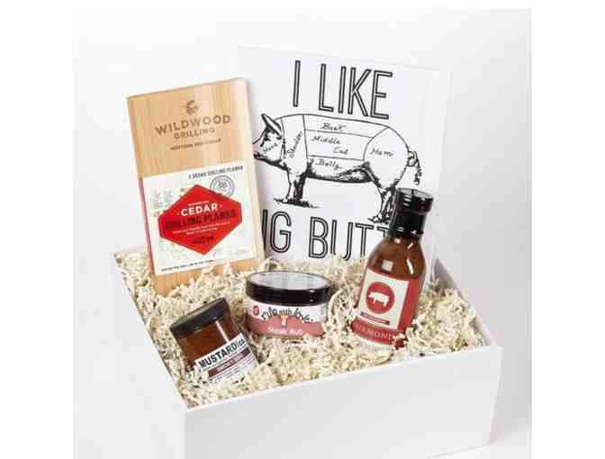 Carnivore's Delight BBQ Lovers Gift Box