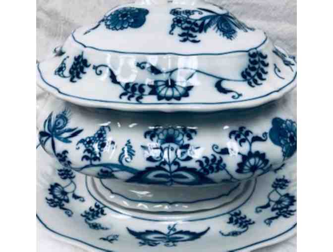 Blue Danube Soup Tureen, 12 Bowls and a Ladle