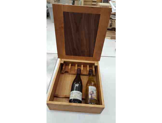 Handmade Wine Presentation Box with 3 Bottles of Wine