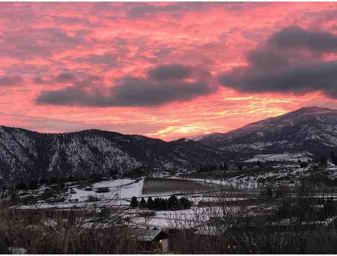 Five Night Stay in a Large Home Overlooking Lake Chelan - Photo 8