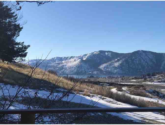 Five Night Stay in a Large Home Overlooking Lake Chelan