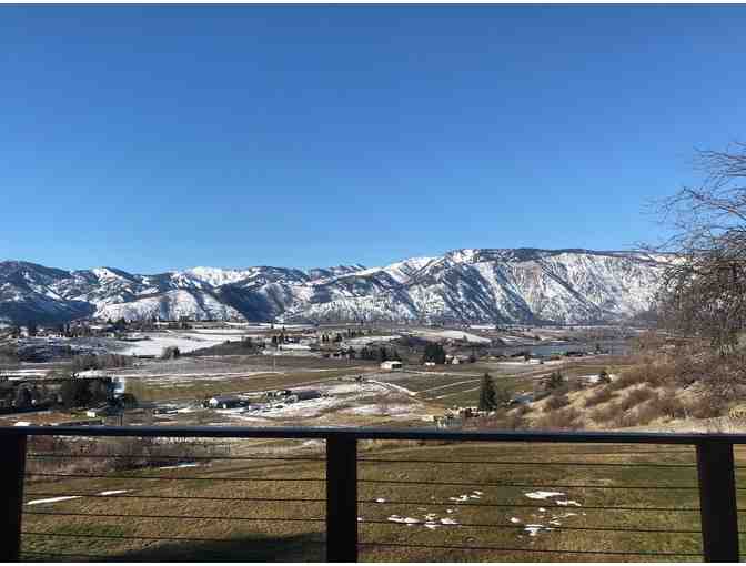 Five Night Stay in a Large Home Overlooking Lake Chelan - Photo 11