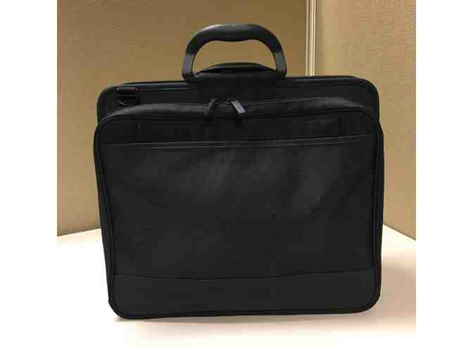 Sturdy Black Laptop Case!