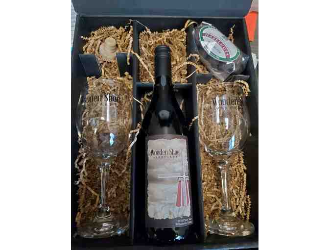 Wooden Shoe Wine Box