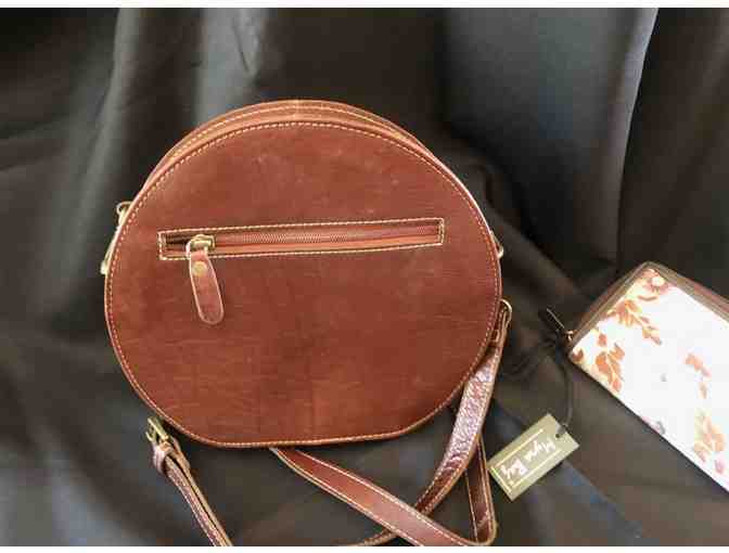 Nirvana Round Myra Bag & Souradh Myra Wallet