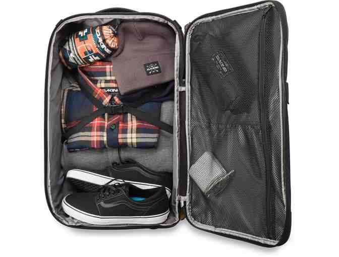 Dakine Carry On Roller and Travel Bag Set in Furrow