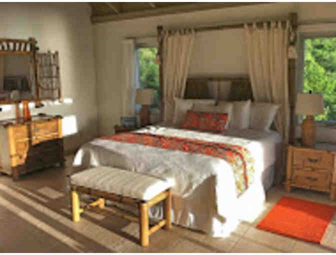 7-Night Stay at 'On a Clear Day' for up to 8 people