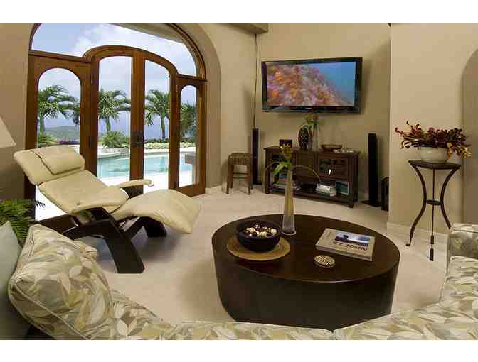 Isla Vista Luxury Villa 7 night stay