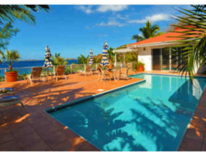 7 nights at Spectacular Beachfront Villa 'Vida de Mar' for up to 10 people