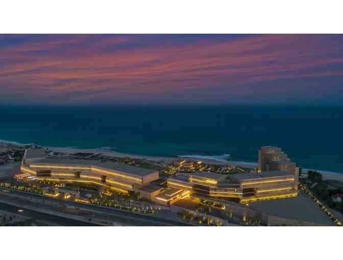 Solaz Los Cabos: 7 night stay in a Master Suite for up to 4 people