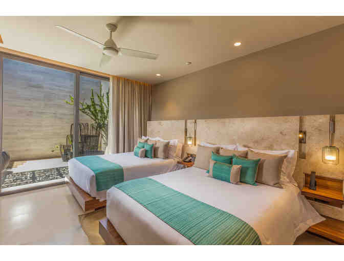 Solaz Los Cabos: 7 night stay in a Master Suite for up to 4 people