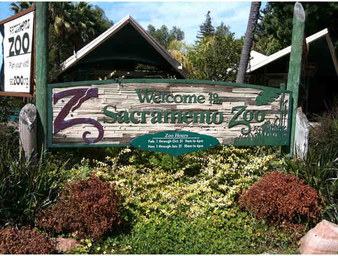 4 Admission Passes to the Sacramento Zoo