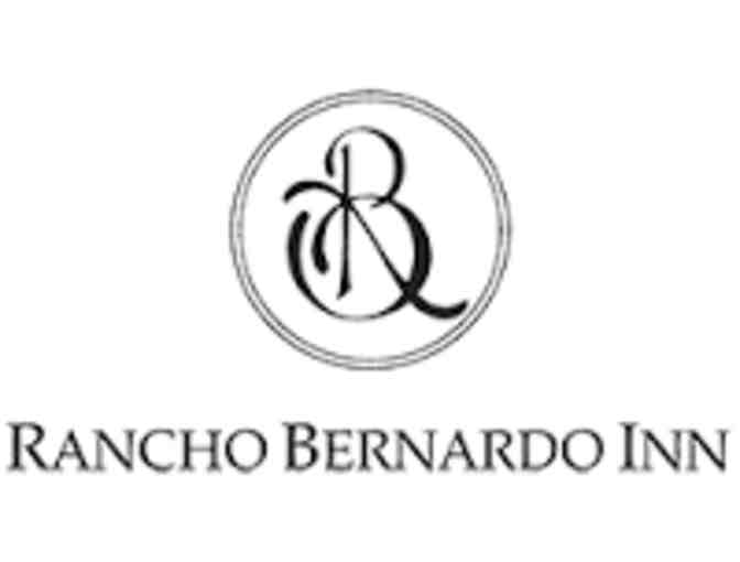 Rancho Bernardo Inn - A foursome with carts
