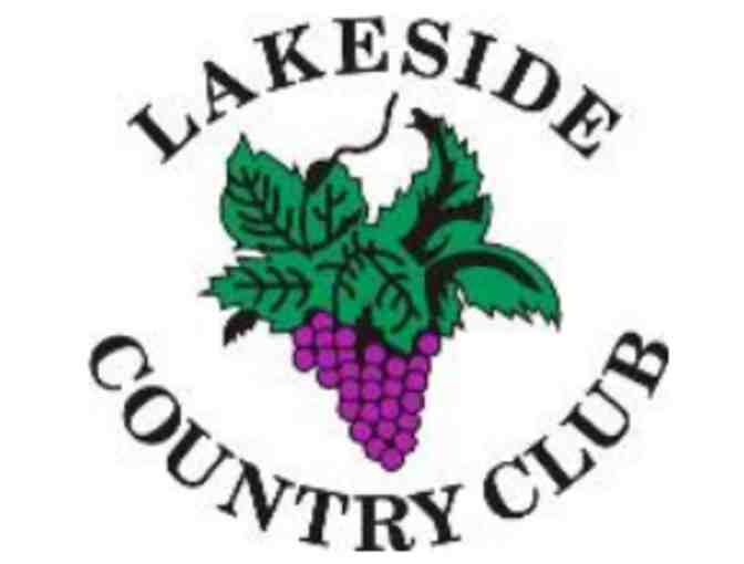 Lakeside Country Club - A foursome with carts
