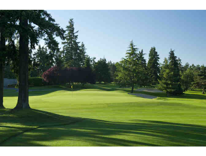 Overlake Golf & Country Club - a foursome with carts and lunch