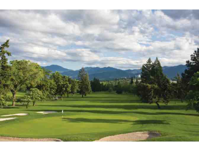 Rogue Valley Country Club - One foursome with carts