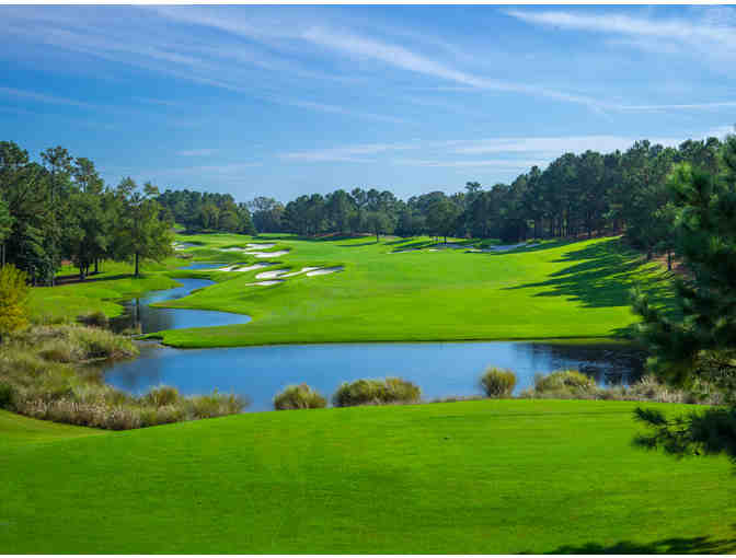 Eagle Point Golf Club - golf for four with range balls