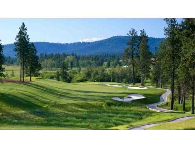 Circling Raven Golf Club - a foursome with carts and practice facility