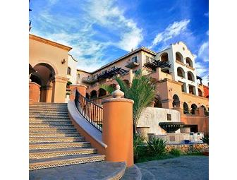 Week-long stay at luxury condo suite in Cabo San Lucas, Mexico