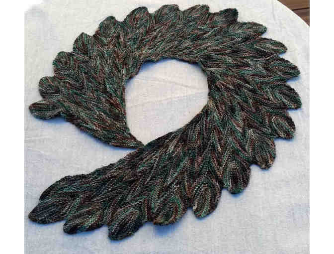 Artisan-made Shawl/collar