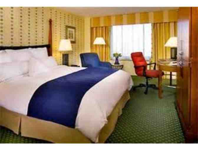 2 nights stay, breakfast and valet at Renaissance Downtown Hotel in D.C.