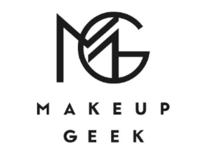 Makeup Geek Starter Kit 1 with Nude eyeshadow palette