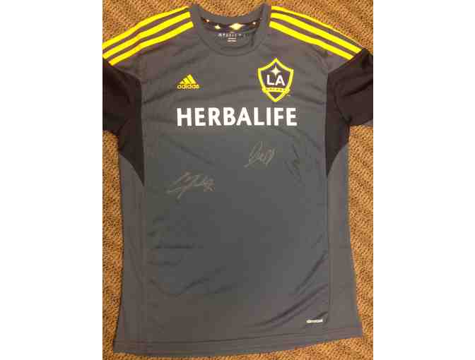 Galaxy Jersey signed by One Direction members Louis Tomlinson, Niall Horan, and Liam Payne