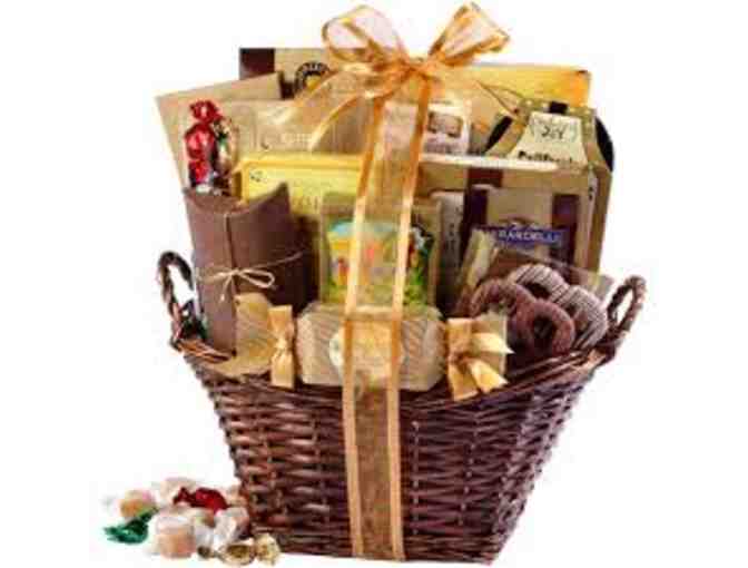 Gourmet Gift Basket - Photo 1