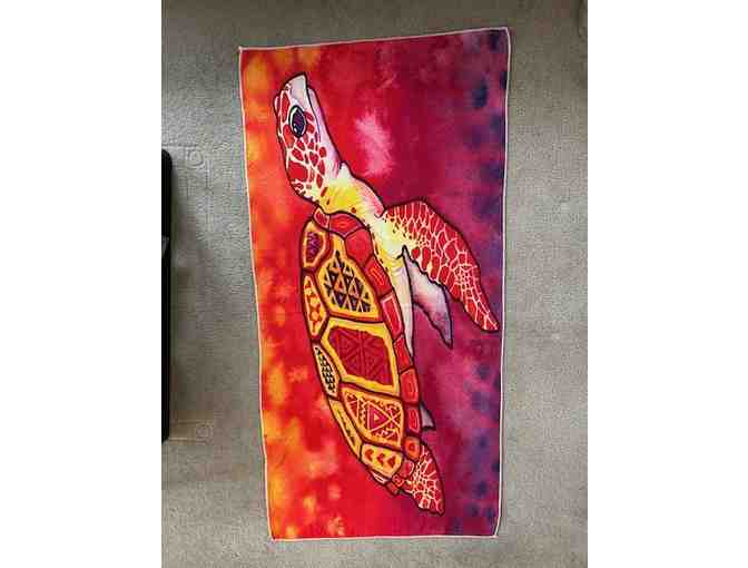 1 TURTLE TOWEL: Red, Microfiber - Photo 3