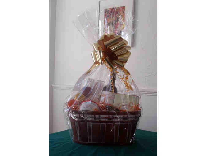 Vin Bin Wine Gift Basket