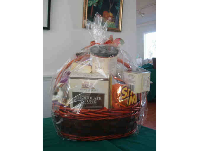 Gift Basket from Pricechopper + $25 Gift Card