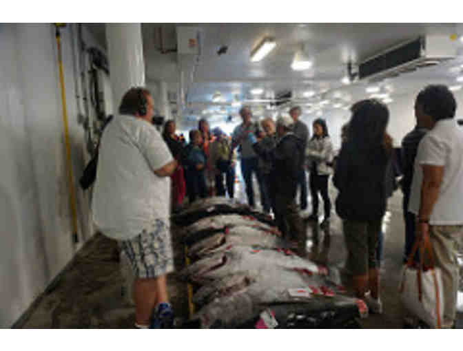 Honolulu Fish Auction tour and breakfast for six