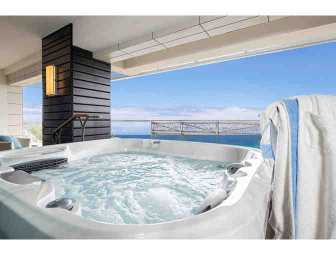 One Night Stay at Espacio The Jewel of Waikiki (Oahu)